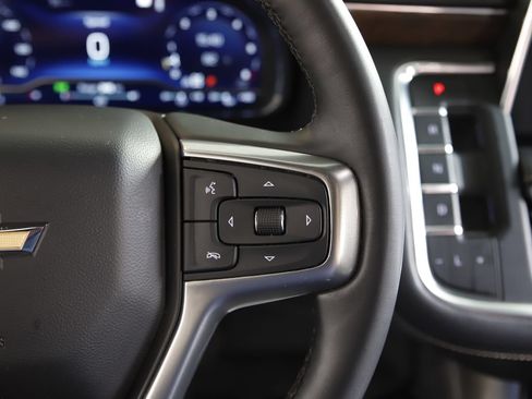 Used 2023 Chevrolet Tahoe Premier AWD/4WD image 22