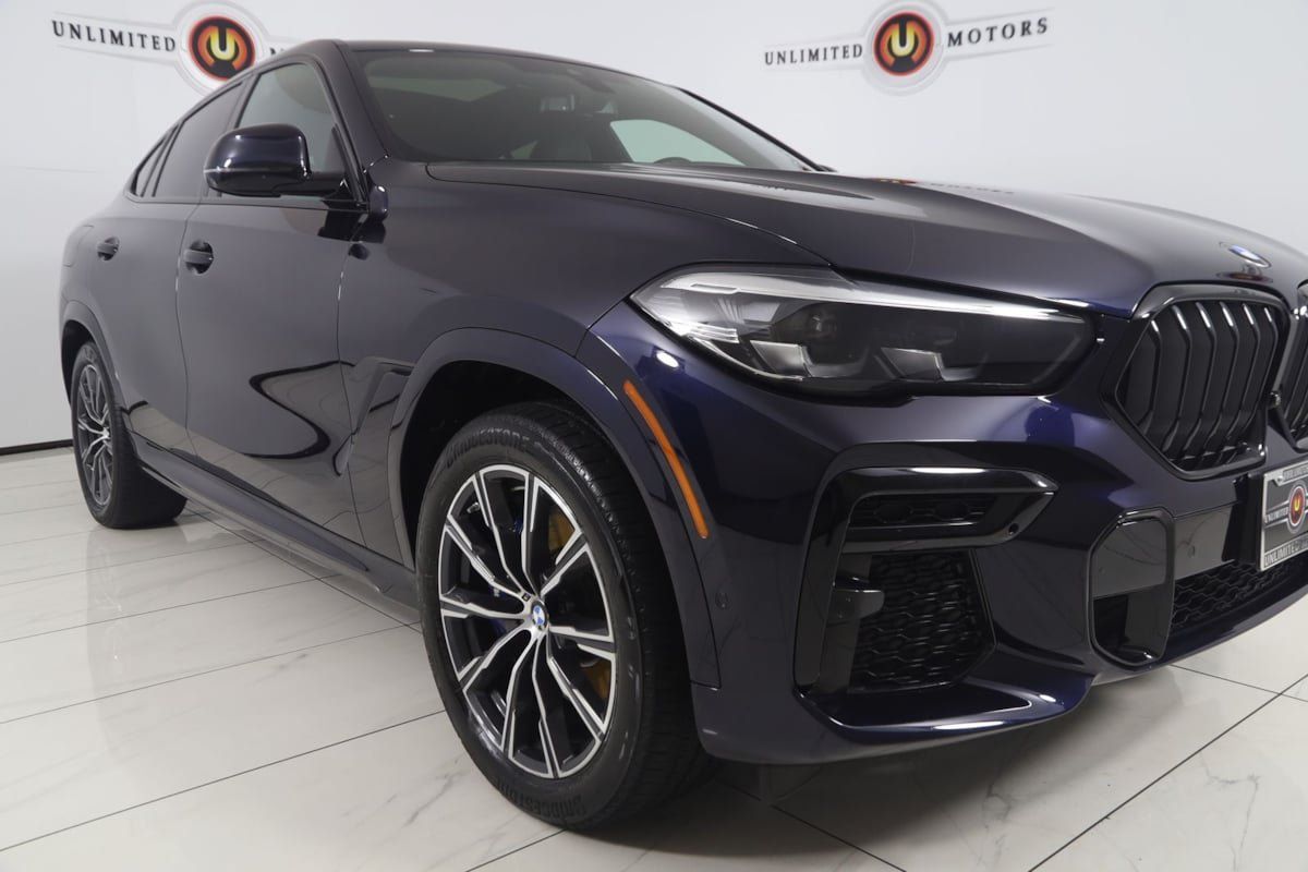 Used 2023 BMW X6 xDrive40i w/ M Sport Package AWD/4WD image 42