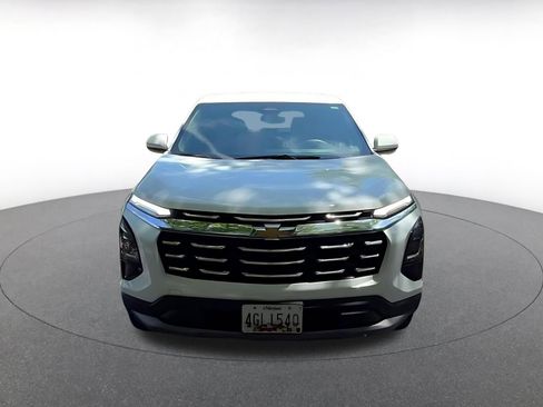 Used 2025 Chevrolet Equinox LT FWD image 4