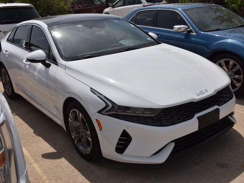 Used 2023 Kia K5 EX image 4