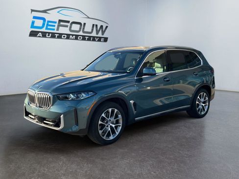 Certified 2025 BMW X5 xDrive40i w/ Premium Package image 7
