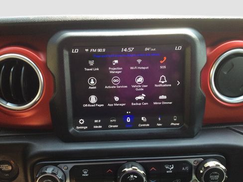 Used 2018 Jeep Wrangler Unlimited Rubicon AWD/4WD image 30