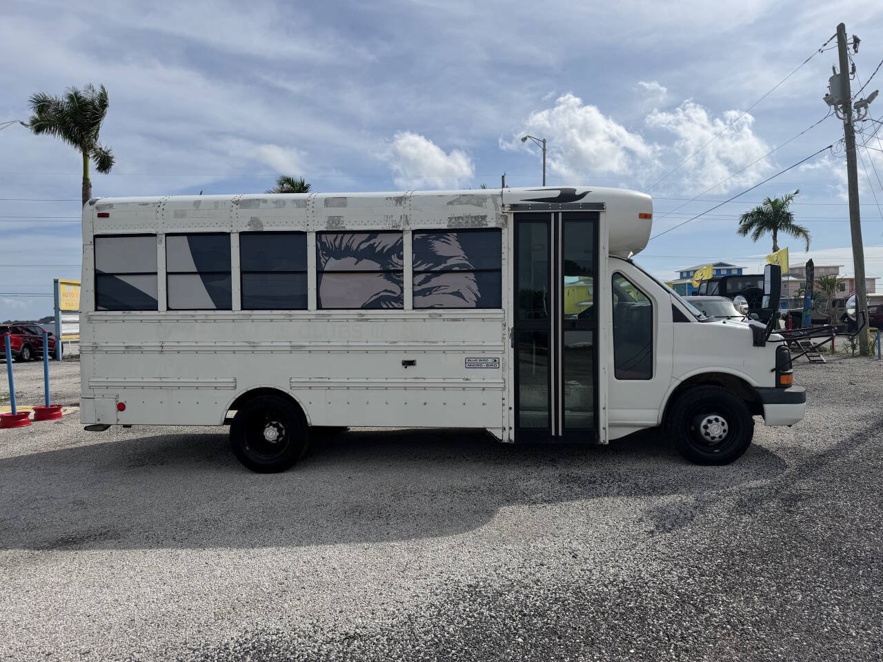 Used 2008 Chevrolet Express 3500 w/ School Bus Package RWD image 4