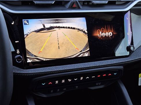 New 2026 Jeep Cherokee Laredo AWD/4WD image 19