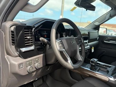 New 2026 Chevrolet Silverado 1500 LT Trail Boss w/ LT Trail Boss Premium Package AWD/4WD image 11