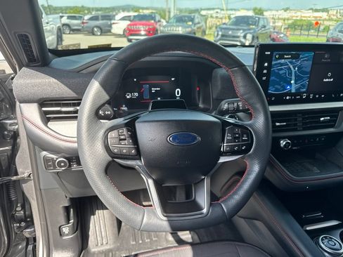 Used 2025 Ford Explorer ST-Line w/ Premium Package RWD image 12