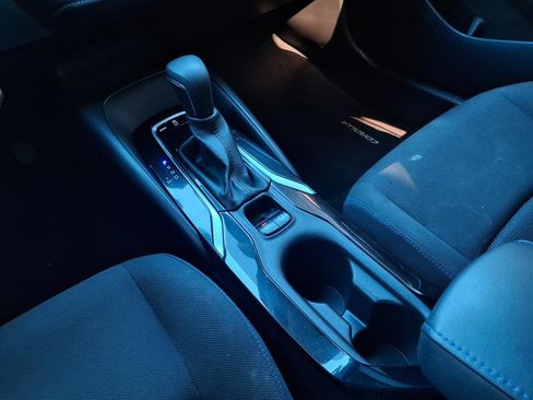 Used 2021 Toyota Corolla SE image 16