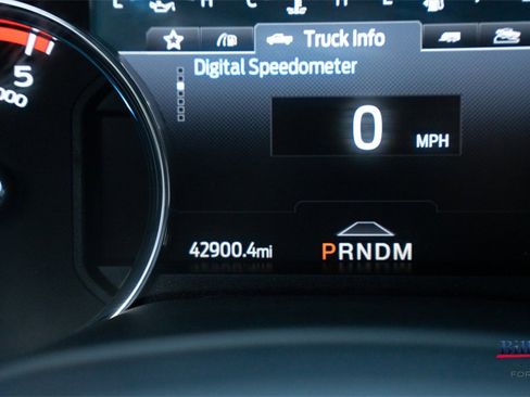 Used 2022 Ford F250 Platinum w/ FX4 Off-Road Package image 19