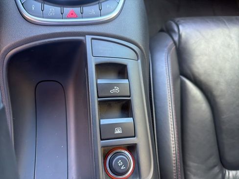 Used 2012 Audi R8 V10 image 19