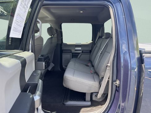 Used 2018 Ford F250 XLT w/ XLT Premium Package AWD/4WD image 14