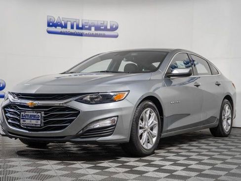 Used 2024 Chevrolet Malibu LT image 3