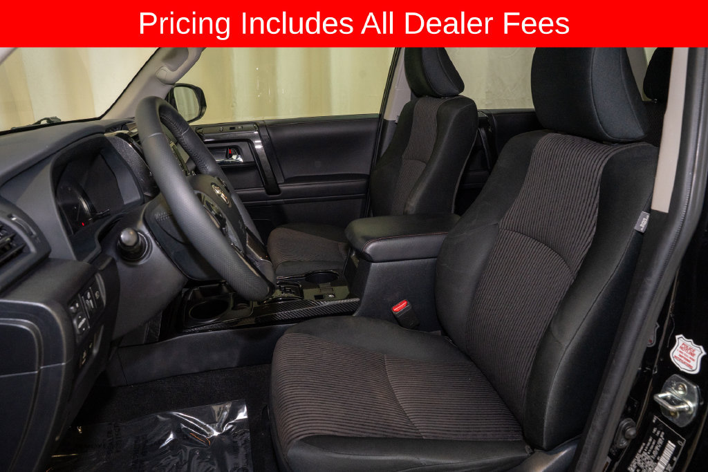 Used 2023 Toyota 4Runner TRD Off-Road AWD/4WD image 10