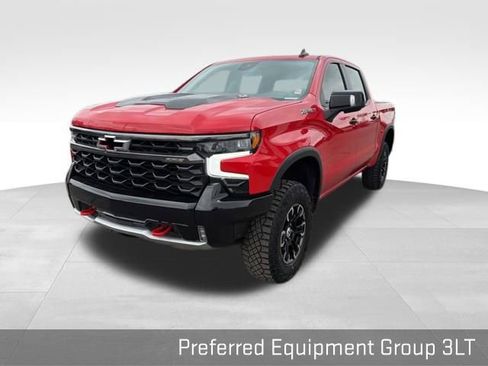Used 2024 Chevrolet Silverado 1500 ZR2 image 6