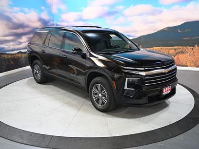 Used 2026 Chevrolet Traverse LT w/ Driver Confidence Package