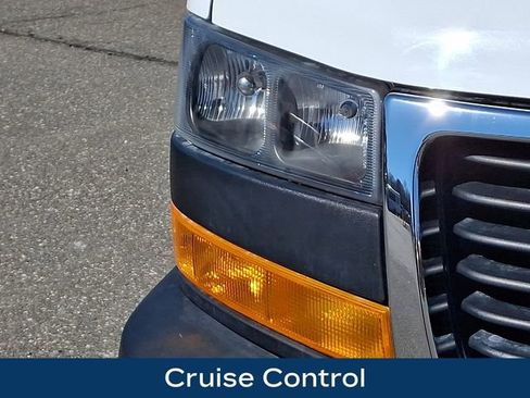 Used 2024 GMC Savana 2500 w/ Driver Convenience Package image 13