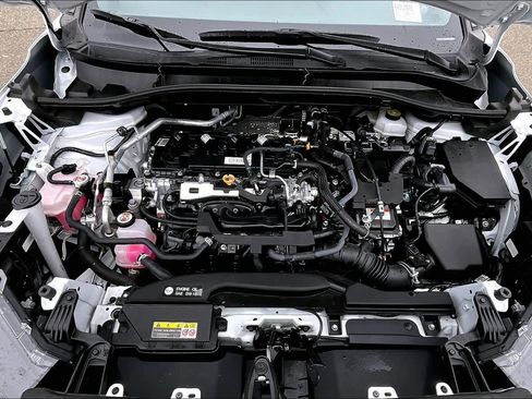 Certified 2024 Toyota Corolla Cross SE image 31