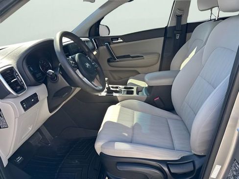 Used 2020 Kia Sportage LX AWD/4WD image 11