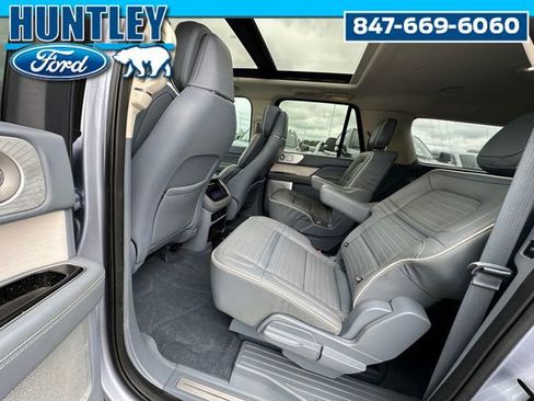 Used 2023 Lincoln Navigator L Black Label image 19