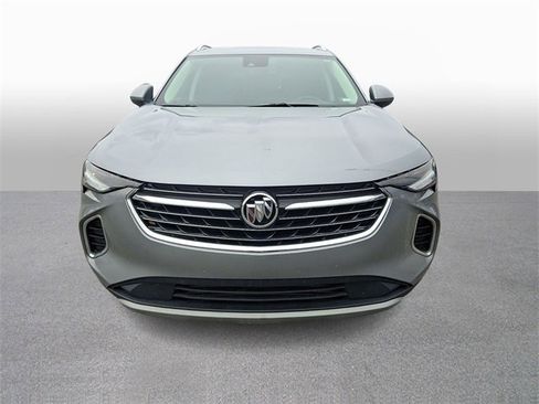 Used 2023 Buick Envision Essence image 2