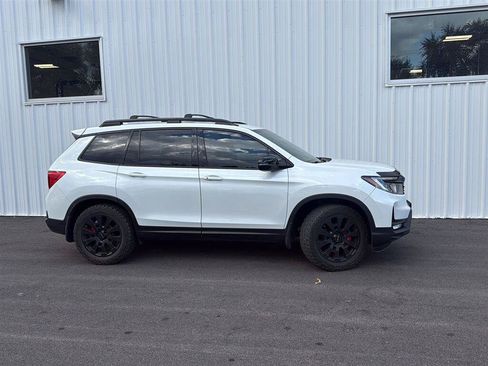 Used 2022 Honda Passport Elite image 3