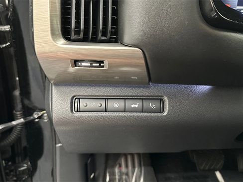 Certified 2022 Nissan Pathfinder Platinum w/ Cargo Package image 30