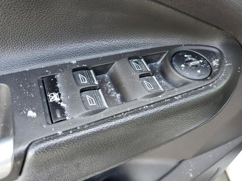 Used 2015 Ford Escape SE w/ Equipment Group 201A image 22