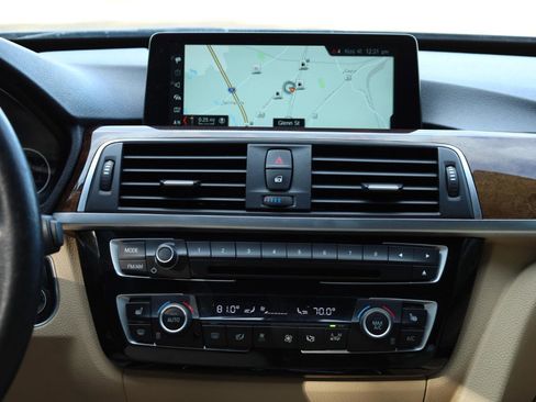 Used 2017 BMW 330i Gran Turismo xDrive image 10