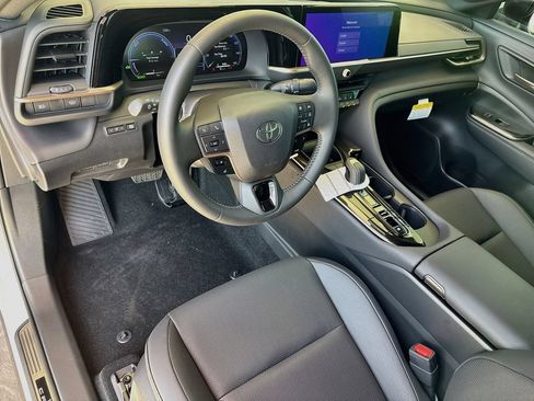 New 2026 Toyota Crown AWD/4WD image 9