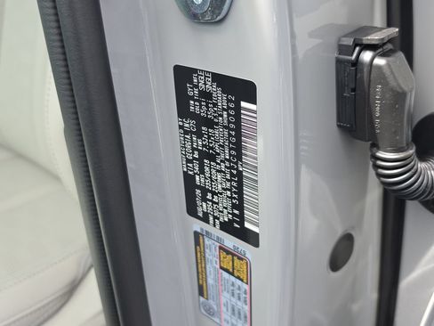 New 2026 Kia Sorento S FWD image 32