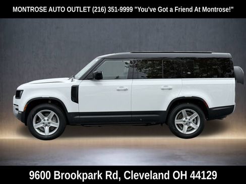 Used 2024 Land Rover Defender 130 S image 4