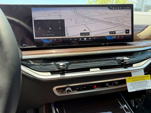 New 2027 BMW X7 xDrive40i AWD/4WD image 13