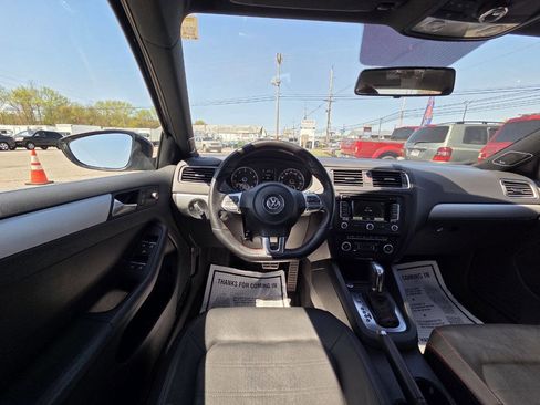 Used 2012 Volkswagen Jetta GLI Autobahn image 20