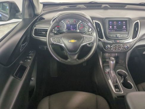 Used 2020 Chevrolet Equinox LT w/ Driver Convenience Package image 19