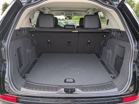 New 2025 Land Rover Discovery Sport S AWD/4WD image 16