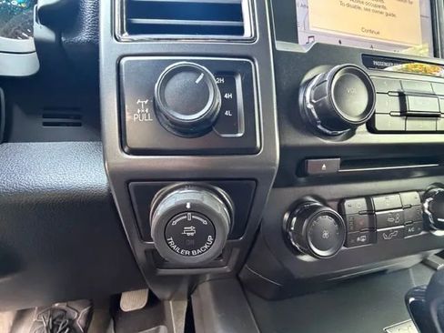 Used 2018 Ford F150 XLT w/ Equipment Group 302A Luxury AWD/4WD image 12