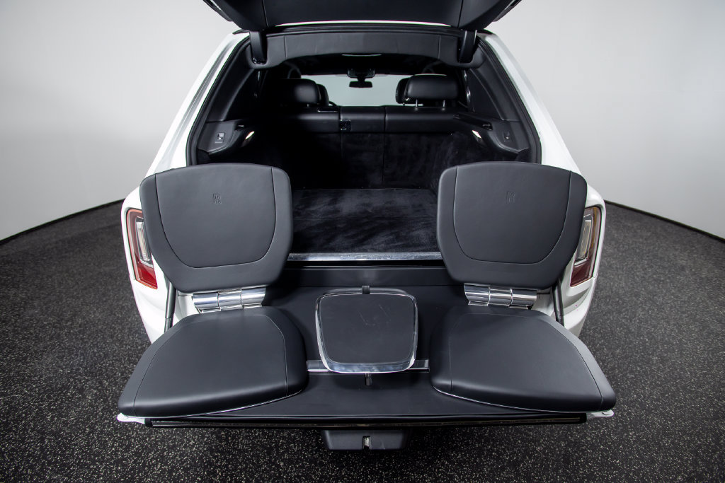 Used 2019 Rolls-Royce Cullinan AWD/4WD image 21