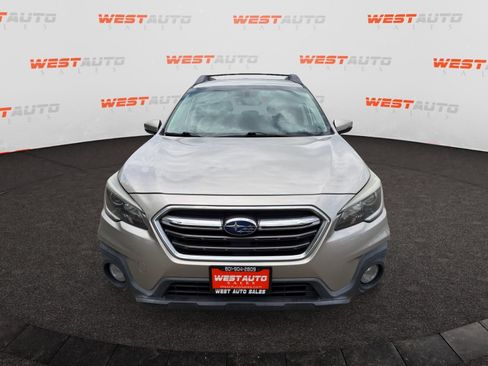 Used 2019 Subaru Outback 2.5i Premium AWD/4WD image 8