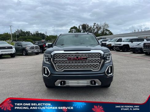 Used 2020 GMC Sierra 1500 Denali w/ Driver Alert Package II AWD/4WD image 3