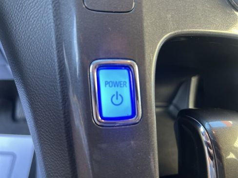 Used 2015 Chevrolet Volt w/ Enhanced Safety Package 1 FWD image 18