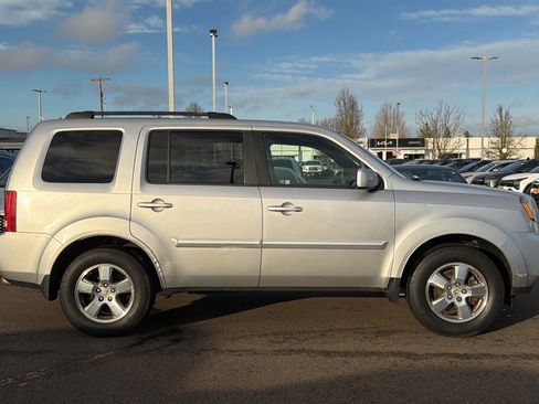 Used 2011 Honda Pilot EX-L image 3