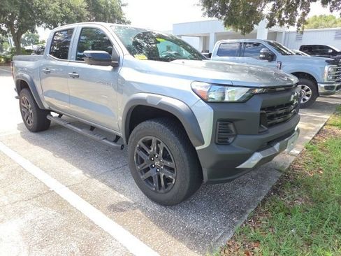 Used 2024 Chevrolet Colorado Trail Boss w/ Technology Package AWD/4WD image 1