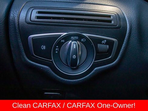 Used 2022 Mercedes-Benz GLC 300 4MATIC Coupe image 21