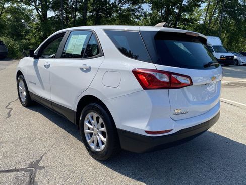 Used 2020 Chevrolet Equinox LS AWD/4WD image 5