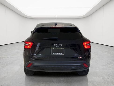 Certified 2024 Chevrolet Trax RS w/ Driver Confidence Package FWD image 5