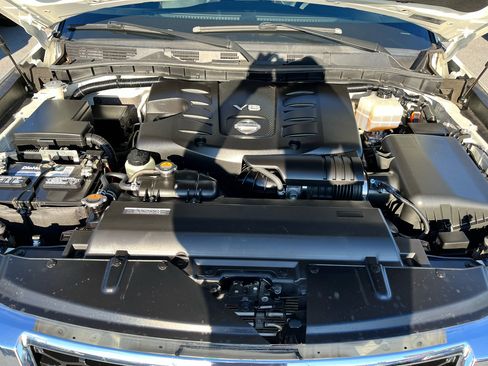 Used 2020 Nissan Armada SL w/ Premium Package image 28