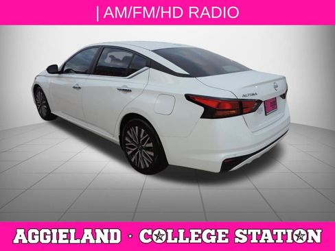 Certified 2024 Nissan Altima 2.5 SV FWD image 6