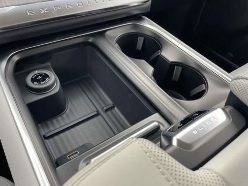 New 2026 Ford Expedition Max Platinum w/ Platinum Ultimate Package image 23