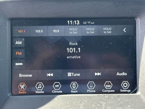 Used 2019 Jeep Compass Latitude image 17