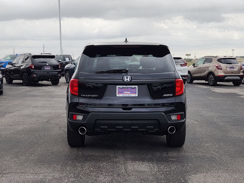 Used 2023 Honda Passport EX-L image 8