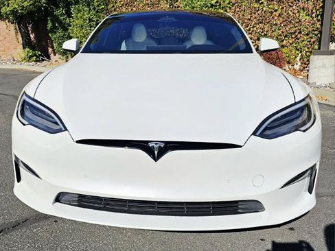 Used 2021 Tesla Model S Plaid AWD/4WD image 2
